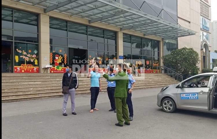 mo hoi thao ban hang giua mua dich covid 19 cong an phuong ha cau vao cuoc