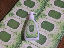 Chị em cần cảnh giác với dung dịch vệ sinh phụ nữ trà xanh trầu không Calia