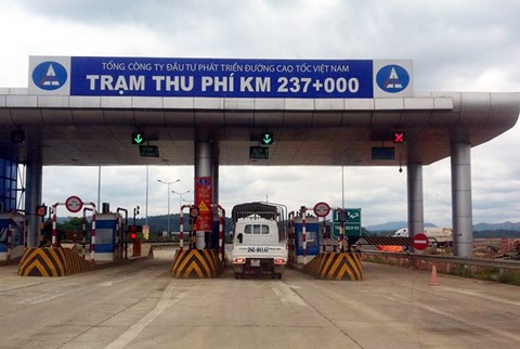 Trạm thu phí đường cao tốc tại Lào Cai bị sét đánh hỏng