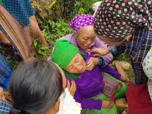 Người đàn ông bị mắc kẹt trong hang đá ở Lào Cai đã tử vong