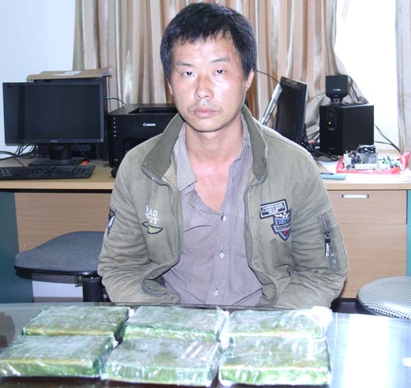 Lào Cai: Trong vòng 8h bắt 2 vụ tàng trữ và vận chuyển ma túy