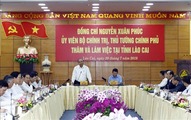Thủ tướng Chính phủ Nguyễn Xuân Phúc làm việc với lãnh đạo chủ chốt tỉnh Lào Cai
