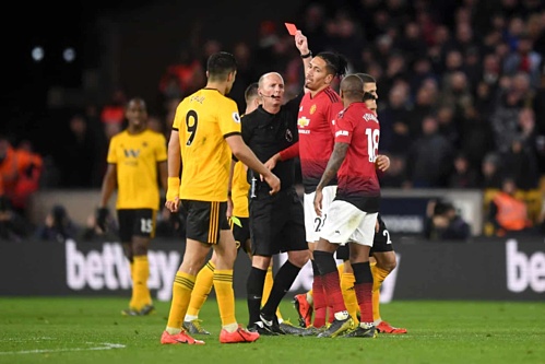 Man Utd vs Wolves: Trả giá cho những sai lầm bằng điểm số