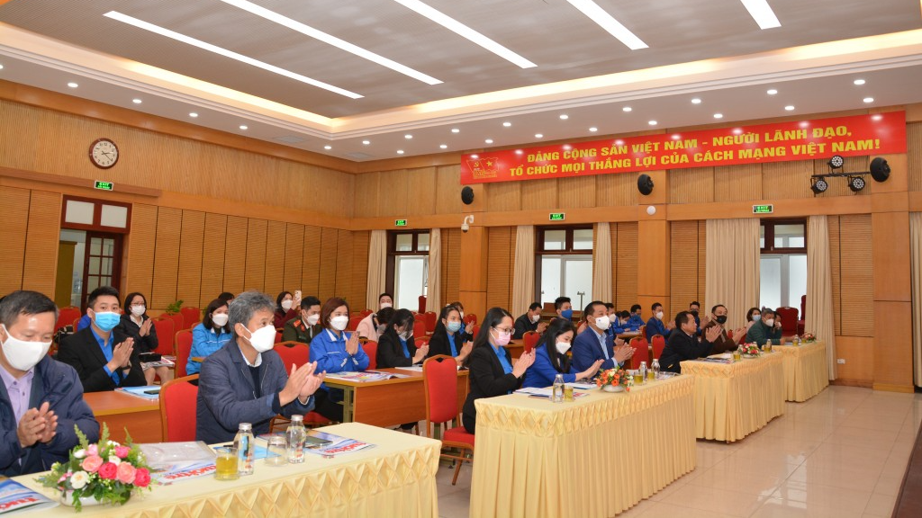 Các vị đại biểu tham dự chương trình