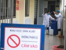 1.016 người tử vong, dịch corona diễn biến phức tạp