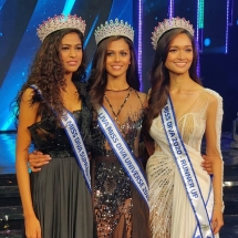 Nhan sắc nóng bỏng của Tân Hoa hậu hoàn vũ Ấn Độ