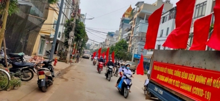 hon 250 doan vien thanh nien quan tay ho huong ung ngay chu nhat xanh