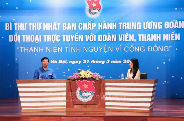 bi thu thu nhat trung uong oan doi thoai truc tuyen voi doan vien thanh nien