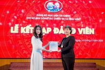 Tân đảng viên xinh đẹp, năng động của Học viện Tài chính