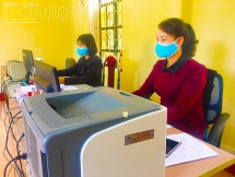 Đeo khẩu trang phòng chống dịch Covid-19 tại nơi làm việc