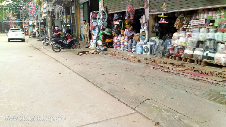 Cách ly xã hội, dân Yên Bái vẫn ra đường bán hàng, tỉnh hỏa tốc ban hành 3 công văn chấn chỉnh cach ly xa hoi dan yen bai van ra duong ban hang tinh hoa toc ban hanh 3 cong van chan chinh