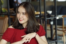 Nữ sinh trường Luật cùng gia đình may 3000 khẩu trang ủng hộ chống dịch