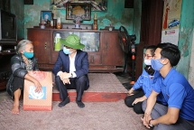 Tặng 1.000 suất cơm "Bữa ăn yêu thương" cho người khó khăn ở Hải Phòng