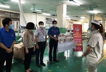Đoàn khối Doanh nghiệp Hà Nội: Trao 450 “suất ăn nghĩa tình” mỗi ngày hỗ trợ công nhân