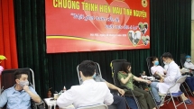 can bo chien si benh vien y hoc co truyen bo cong an hien mau tinh nguyen