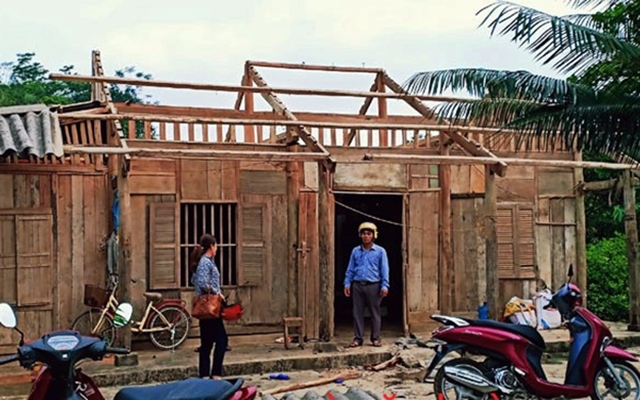 Lào Cai: Mưa lớn làm nhiều ngôi nhà bị tốc mái