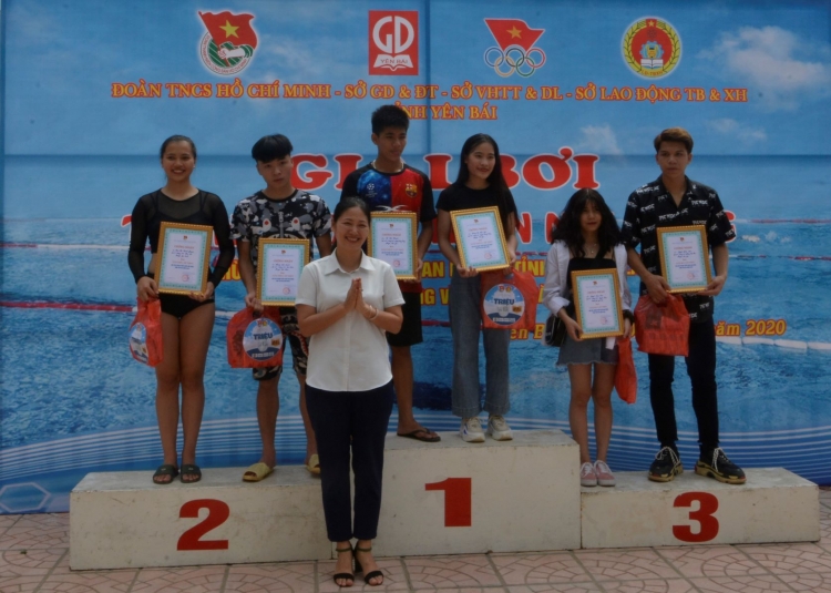 Tổ chức giải bơi mùa hè cho thanh thiếu nhi tỉnh Yên Bái năm 2020