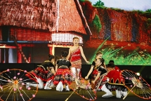 ‘Bữa tiệc’ nghệ thuật bốn phương ngày quốc tế thiếu nhi