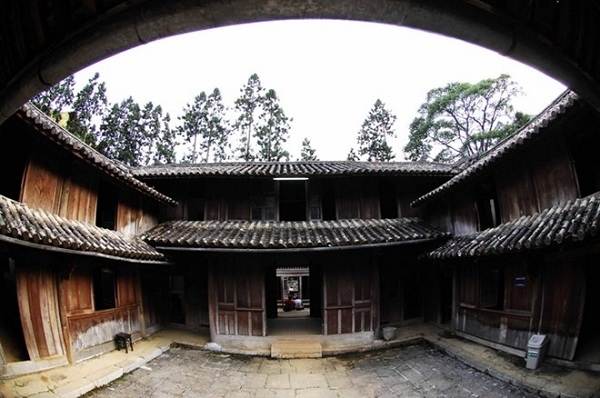 Bộ Văn hóa, Thể thao và Du lịch lên tiếng về việc khu nhà Vương: Là di tích thì phải luôn mở cửa phục vụ