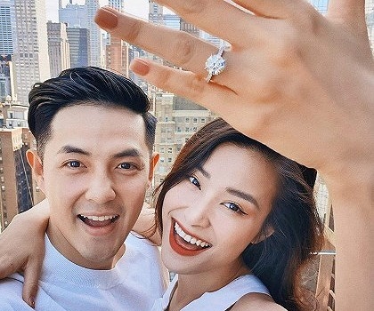 Ông Cao Thắng cầu hôn Đông Nhi sau 10 năm bên nhau