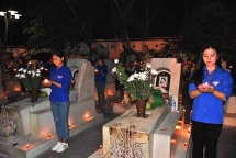 Thắp nến tri ân tại Ngã ba Đồng Lộc