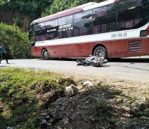 Yên Bái: Va chạm giữa xe Du Tuyết và xe máy khiến nam thanh niên tử vong
