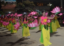 dac sac voi cho phien mu cang chai nam 2019 dip nghi le 29