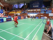 Kịch tính trận cầu chung kết đôi nam nữ lứa tuổi 19 - 25 giữa ĐH Mỏ địa chất và ĐH SP Thể dục thể thao