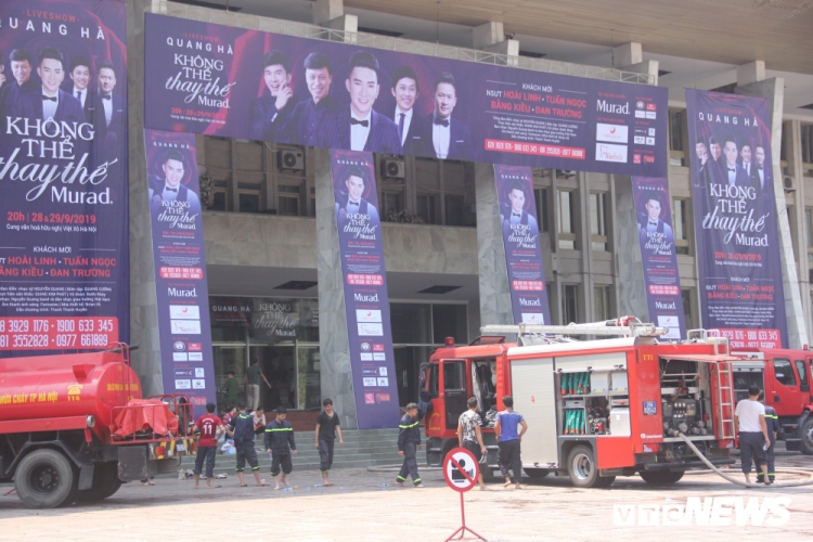 Đạo diễn liveshow Quang Hà hé lộ nguyên nhân vụ cháy Cung Văn hoá Hữu nghị Việt - Xô