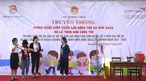 Các tiết mục văn nghệ và tiểu phẩm tuyên truyền về phòng ngừa giảm thiểu lao động trẻ em.