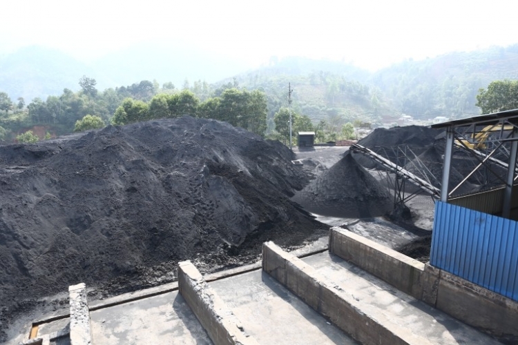 Khẩn trương bồi thường cho người dân do sạt lở đất tại mỏ quặng sắt Làng Mỵ, Yên Bái