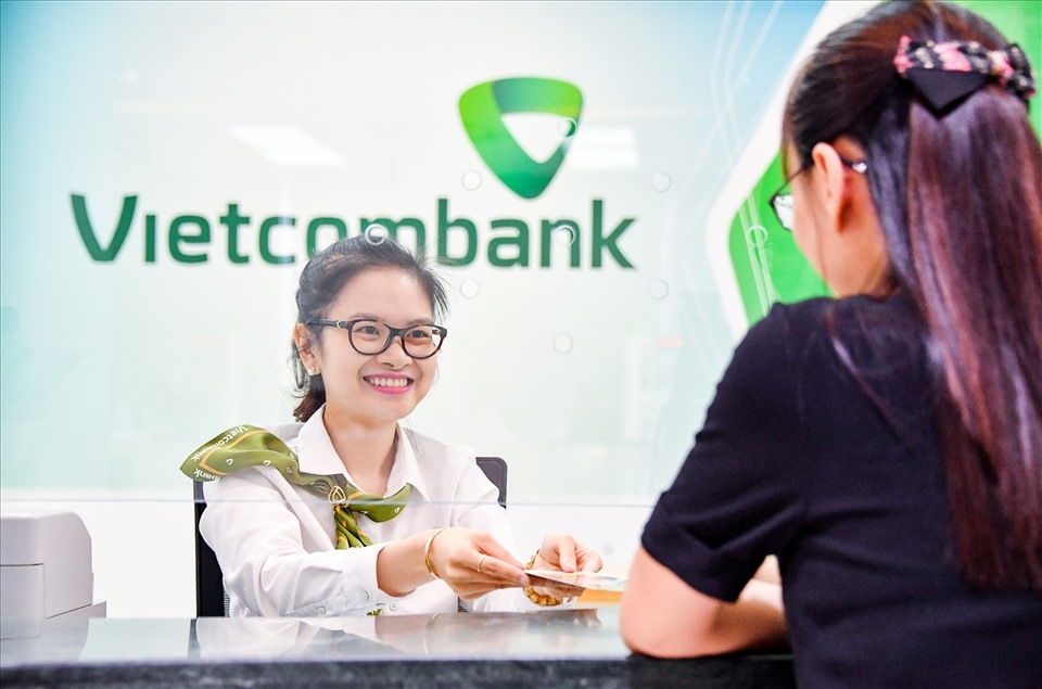 Vietcombank đăng ký mua cổ phiếu Vietnam Airlines với giá 10 nghìn đồng
