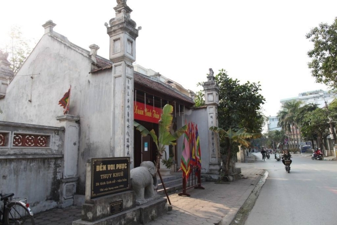 Khám phá Hồ Tây (kỳ 2): Từ cung điện đến tàu điện và rượu sen