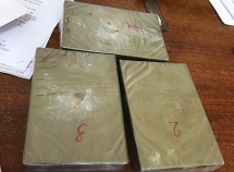 yen bai bat giu doi nam nu mua ban trai phep heroin va ma tuy tong hop