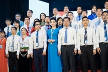 a hau huyen my cau thu dinh trong duoc cu vao uy ban hoi lien hiep thanh nien viet nam