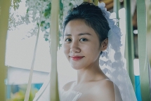 Nữ ca sĩ Văn Mai Hương bất ngờ chia sẻ giấy đăng ký kết hôn