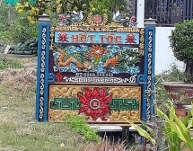 Xuất hiện cửa tiệm cắt tóc theo phong cách “cổ trang” huyền bí khiến dân mạng tò mò