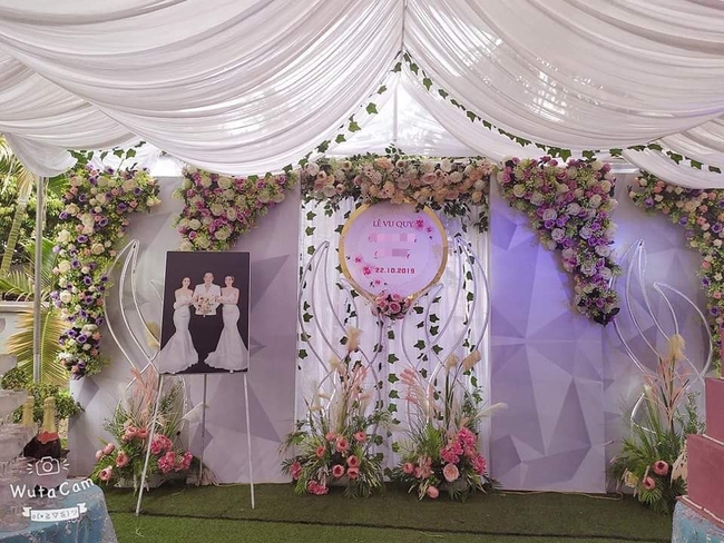 Bức ảnh cưới “1 ông 2 bà” gây sốc mạng xã hội