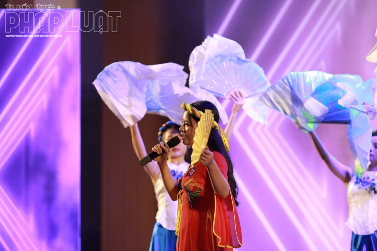 chum anh nhin lai nhung tiet muc dac sac vong tranh dau cua aofs got talent 2019