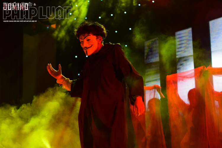 Rùng rợn với âm thanh trong lễ hội Halloween của sinh viên