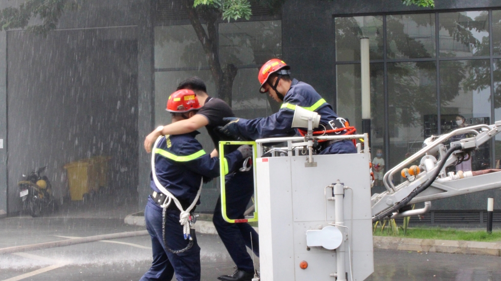 Xây dựng phong trào toàn dân phòng cháy, chữa cháy gắn liền với phát triển kinh tế, xã hội