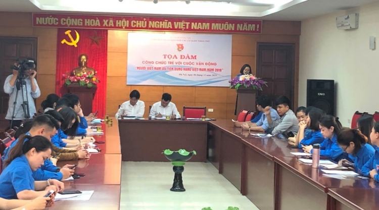 Công chức trẻ Hà Nội với cuộc vận động “Người Việt Nam ưu tiên dùng hàng Việt Nam”