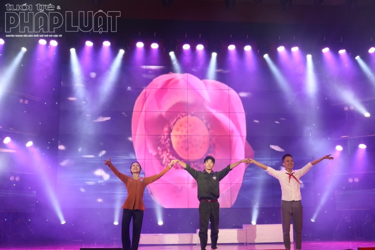 rung ron voi tiet muc ao thuat tai dem chung ket cuoc thi aofs got talent 2019