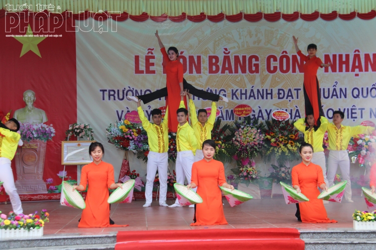 truong thpt hung khanh don bang cong nhan truong chuan quoc gia