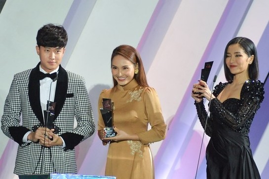 le trao giai aaa 2019 jang dong gun tro thanh dien vien xuat sac nhat daesang goi ten twice red velvet