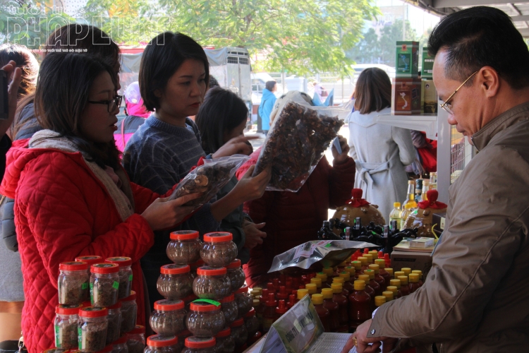 nhieu dac san vung cao lao cai xuong pho ha noi