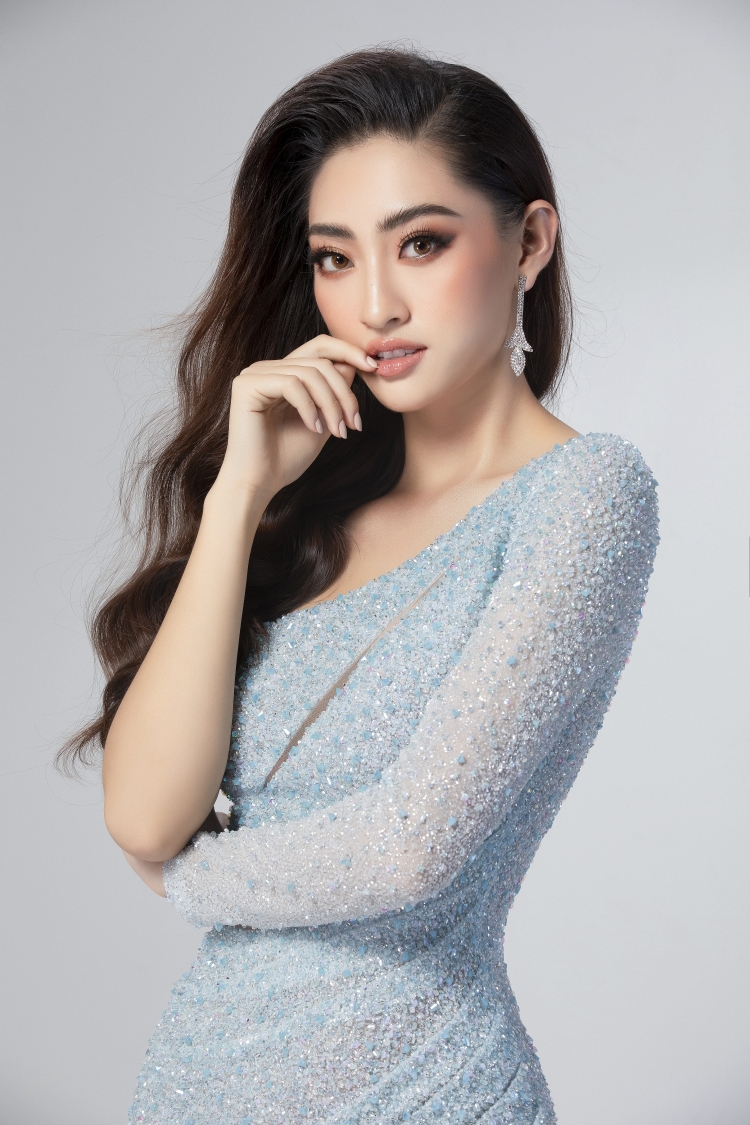 chiec dam xuat sac cua hoa hau luong thuy linh tai dem chung ket miss world 2019