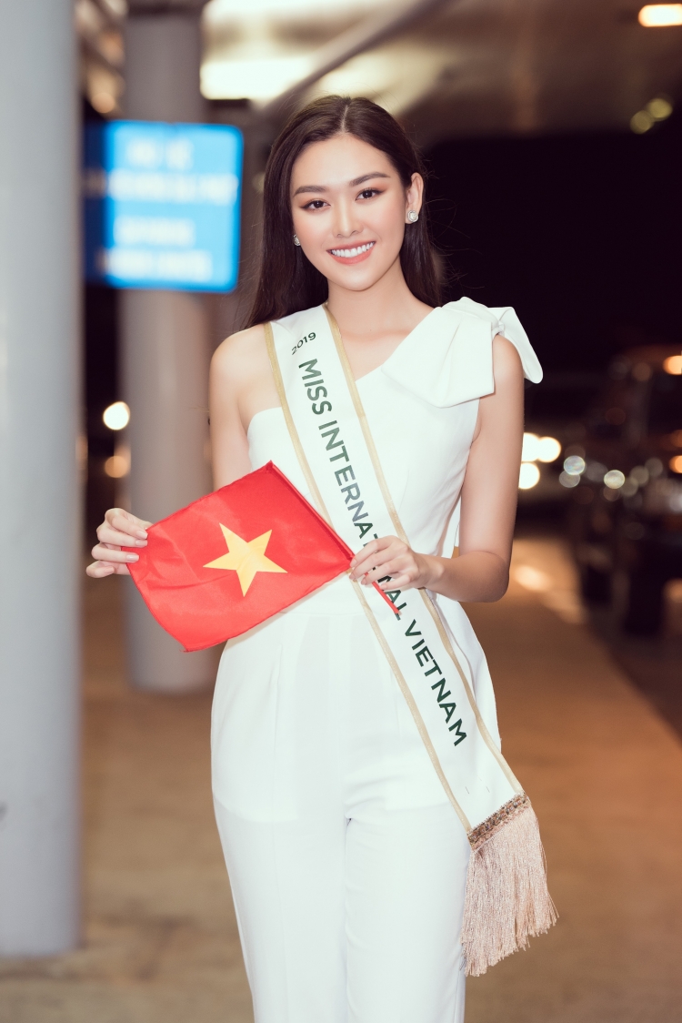 a hau tuong san bat ngo dat thanh tich moi tai miss international 2019