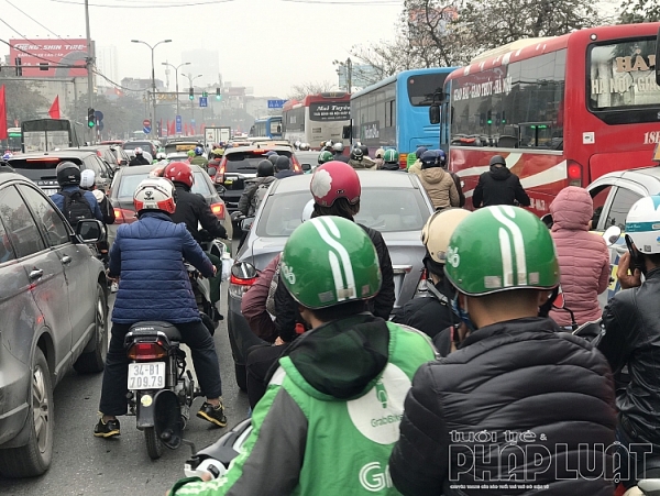 nguoi dan met moi roi ha noi ve que an tet