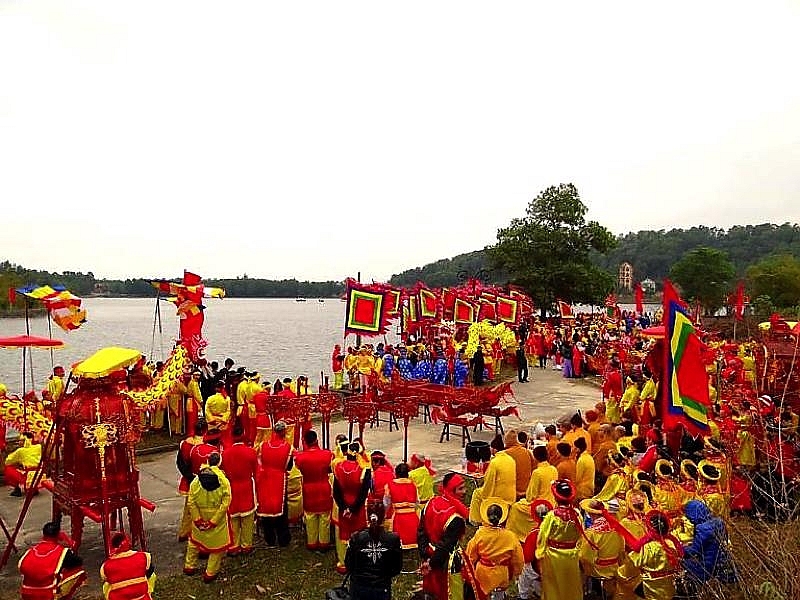 lễ hội côn sơn 